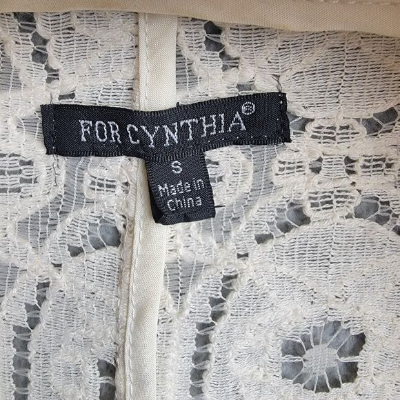 For Cynthia Blazer Jacket Small Cream Lace Gold Button Coquette - Picture 3 of 13